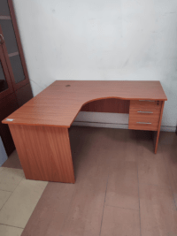 curved study desk, ergonomic corner workstation, kidney shaped writing desk, modern curved computer desk, wave design study table, wrap-around home office desk, premium student study desk, space-saving curved workstation, luxury curved desk, minimalist bedroom writing table, sleek gaming curved desk, contour desktop study table, wood finish curved desk, dark oak student table, white modern study desk, black metal frame workstation, compact curved laptop desk, aesthetic home office furniture, heavy-duty study table, durable melamine writing desk, scratch-resistant study surface, waterproof desktop table, cable management study desk, integrated wire grommet table, small space study solution, apartment friendly desk, tiny home workstation, student bedroom desk, university dorm study table, corporate home office setup, remote work curved desk, thick tabletop writing desk, heavy load capacity student table, stable steel leg desk, smooth edge computer table, lifestyle study furniture, contemporary home decor, minimalist writing workspace, affordable study desk, premium organization desk, wholesale study furniture, bulk student desks, easy assemble writing table, flat pack computer desk, deep workstation surface, wide curved writing buffet, custom study space furniture, private reading desk, showroom quality study table, elegant work from home desk